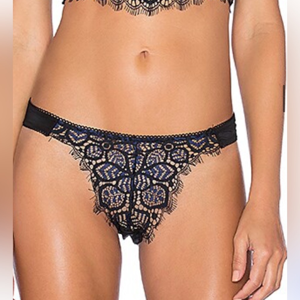 NWT For Love & Lemons Skivvies Black & Navy lace panties size L